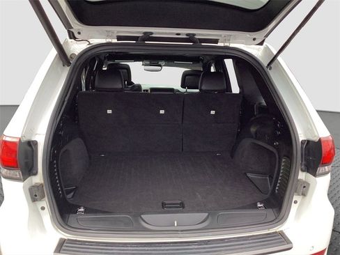 Used 2020 Jeep Grand Cherokee Limited X image 23