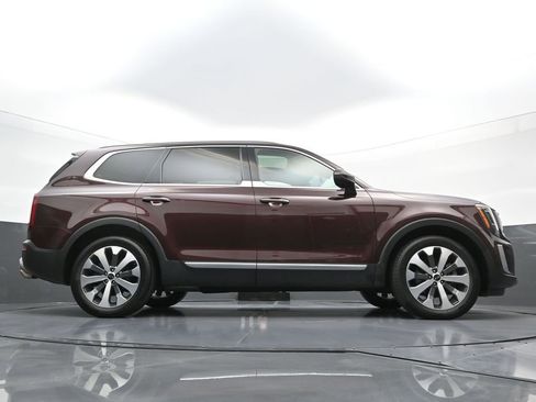 Used 2020 Kia Telluride S AWD/4WD image 29