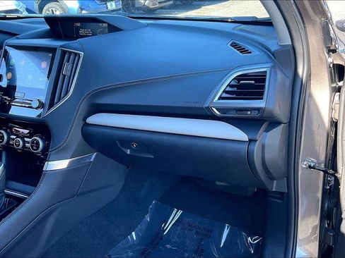 Certified 2024 Subaru Forester Limited image 17