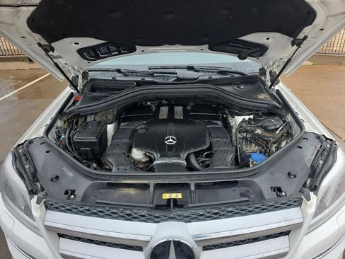 Used 2015 Mercedes-Benz GL 450 4MATIC image 29