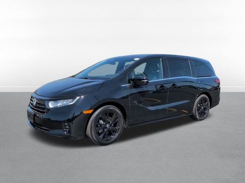 Used 2024 Honda Odyssey Sport image 9