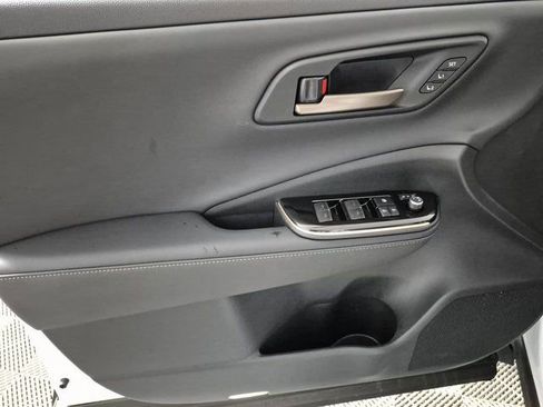 New 2026 Toyota Crown Platinum image 13