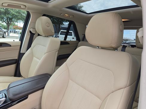 Used 2017 Mercedes-Benz GLE 350 image 9