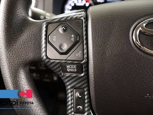 Used 2021 Toyota Tundra SR5 w/ SR5 Upgrade Package AWD/4WD image 17