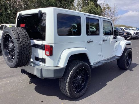 Used 2013 Jeep Wrangler Unlimited Sahara w/ Connectivity Group image 7