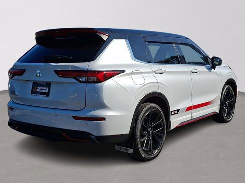 Used 2023 Mitsubishi Outlander SE AWD/4WD image 6