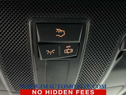 Used 2018 Mercedes-Benz CLA 250 4MATIC image 35