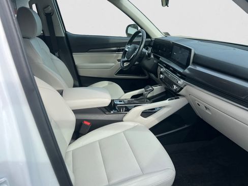 Certified 2023 Kia Telluride S image 16