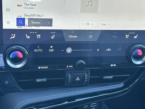 Used 2025 Lexus NX 350h AWD w/ Premium Package image 26