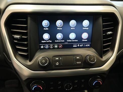 Used 2023 GMC Acadia SLE w/ Driver Convenience Package image 16