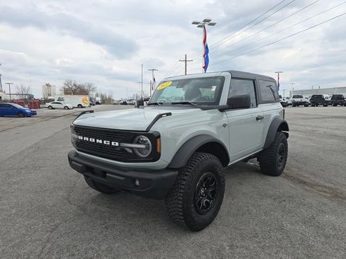 Used 2022 Ford Bronco Wildtrak AWD/4WD image 9