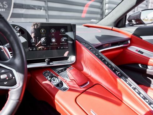 Used 2020 Chevrolet Corvette Stingray Premium Cpe w/ 3LT Preferred Equipment Group image 54