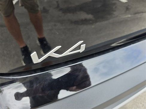 New 2025 Kia K4 LXS image 6