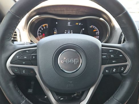 Used 2019 Jeep Grand Cherokee High Altitude AWD/4WD image 21