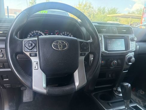 Used 2016 Toyota 4Runner SR5 AWD/4WD image 14