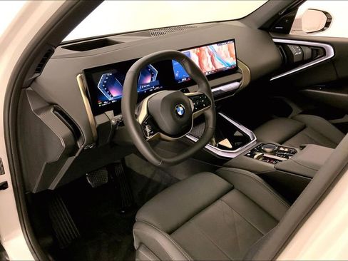 Used 2025 BMW X3 xDrive30i w/ Premium Package image 21
