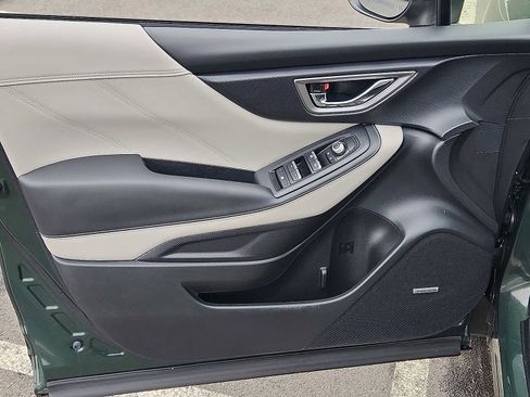 Used 2024 Subaru Forester Limited image 12