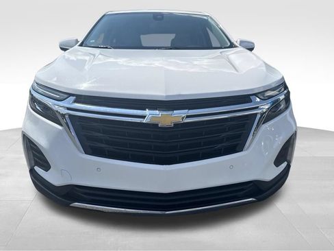 Used 2024 Chevrolet Equinox LT FWD image 3