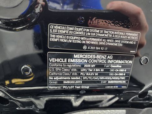 Used 2025 Mercedes-Benz CLA 250 4MATIC image 18