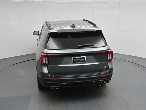 New 2026 Ford Explorer ST AWD/4WD image 40