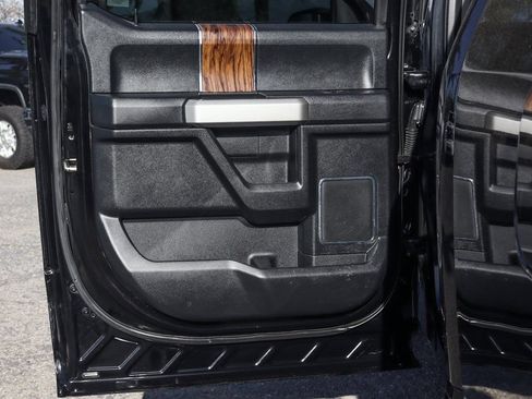 Used 2018 Ford F150 Lariat w/ Equipment Group 502A Luxury AWD/4WD image 42