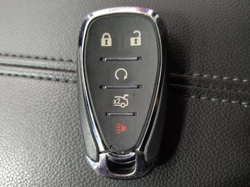 Used 2022 Chevrolet Malibu LT FWD image 32