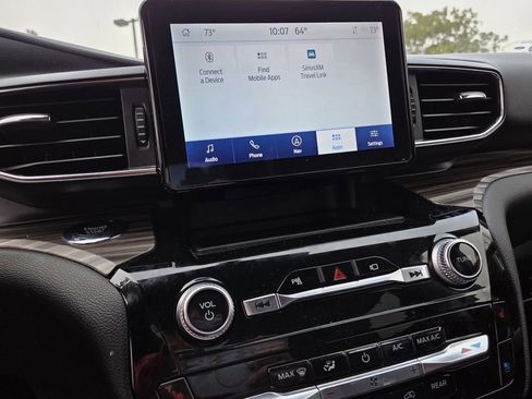 Used 2023 Ford Explorer Limited w/ Equipment Group 301A image 10