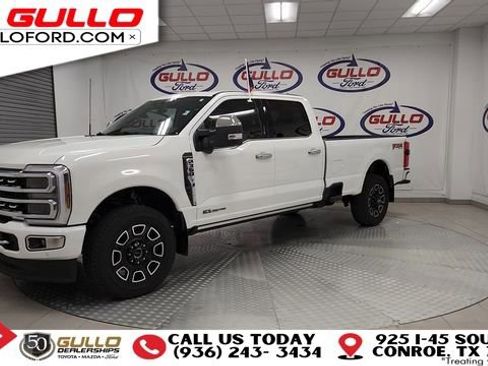 Used 2024 Ford F350 Platinum w/ FX4 Off-Road Package image 4