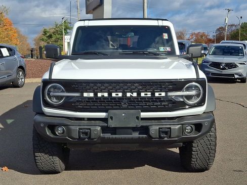 Used 2023 Ford Bronco Wildtrak image 2