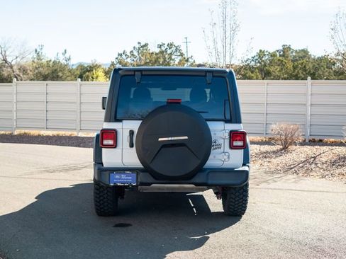 Used 2023 Jeep Wrangler Sport image 5