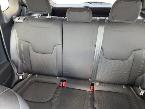 Used 2023 Jeep Renegade Altitude image 13