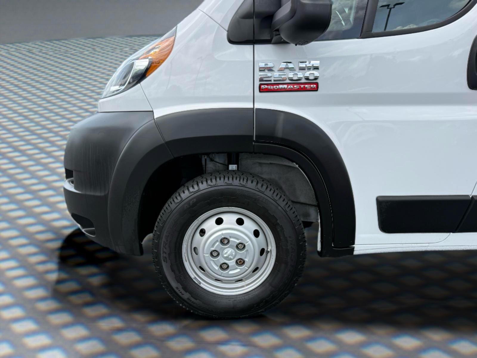 Used 2021 RAM ProMaster 2500 FWD image 19