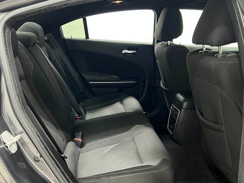 Used 2022 Dodge Charger SXT AWD/4WD image 30