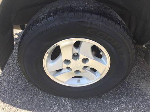 Used 2004 Toyota Sequoia SR5 RWD image 16