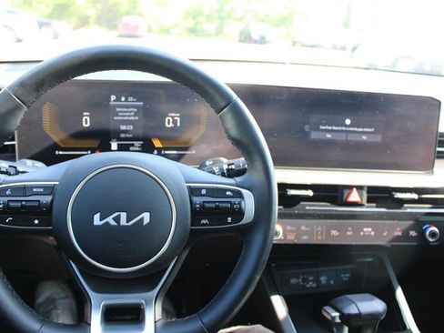 Used 2025 Kia K5 GT-Line w/ GT-Line Premium Package AWD/4WD image 18