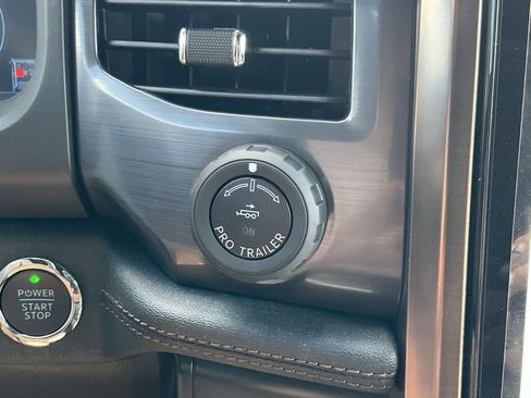 New 2025 Ford F150 Lightning Lariat image 8