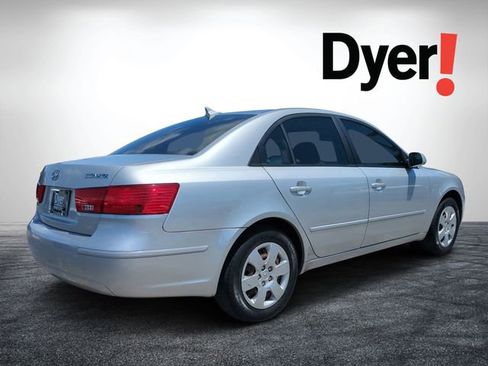 Used 2009 Hyundai Sonata GLS FWD image 3
