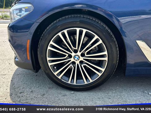Used 2019 BMW 530i w/ Premium Package RWD image 10