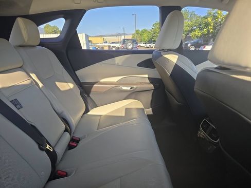 Used 2024 Lexus RX 350 w/ Convenience Package AWD/4WD image 10