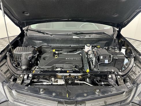 Used 2021 Chevrolet Equinox LT image 30