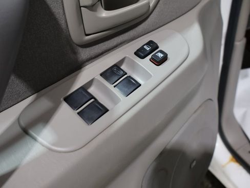 Used 2004 Toyota Tundra SR5 image 13