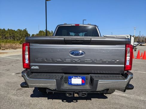 Used 2025 Ford F250 XLT image 17