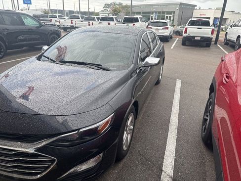 Used 2022 Chevrolet Malibu LS FWD image 10