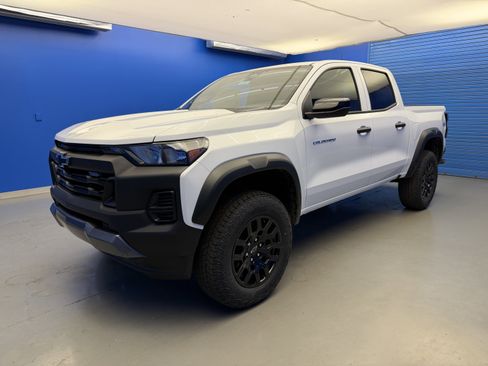 New 2026 Chevrolet Colorado Trail Boss AWD/4WD image 4