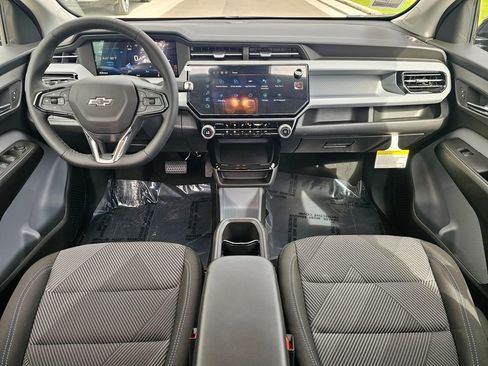 New 2027 Chevrolet Bolt LT w/ Comfort Package FWD image 9