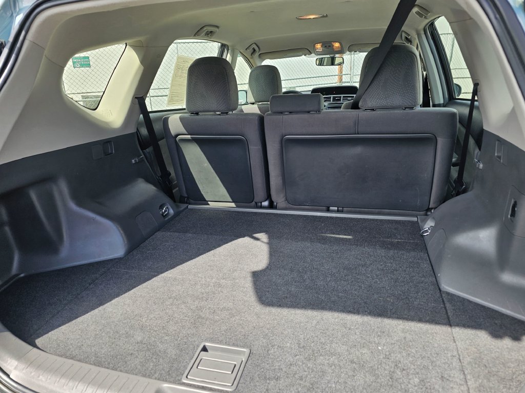 Used 2014 Toyota Prius V Three FWD image 14