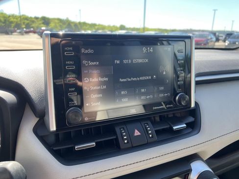 Used 2021 Toyota RAV4 Limited AWD/4WD image 34