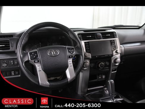 Used 2023 Toyota 4Runner SR5 Premium image 6