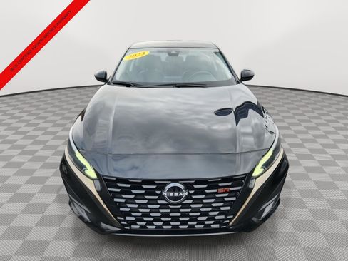 Used 2023 Nissan Altima 2.5 SR image 2
