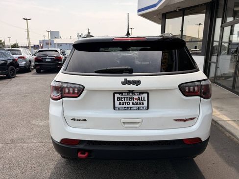 Used 2020 Jeep Compass Trailhawk AWD/4WD image 4